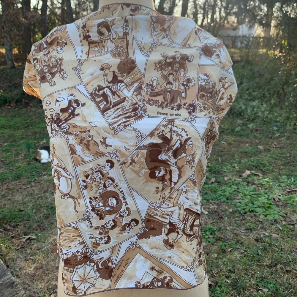 Vintage Photograph Scarf - Picture 2 of 9